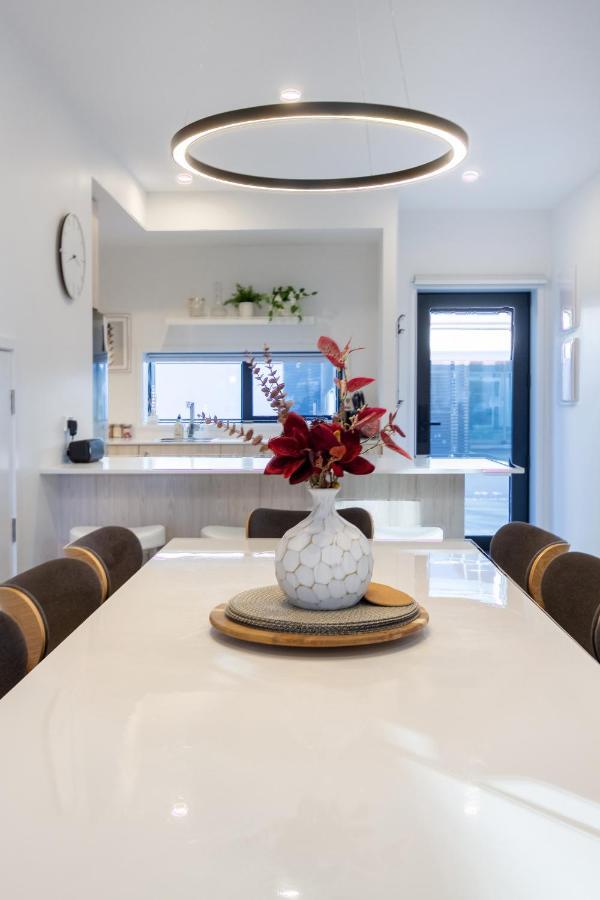 Walk To Riverside Market 4 Bed 4 Bath With Car Park Christchurch Zewnętrze zdjęcie